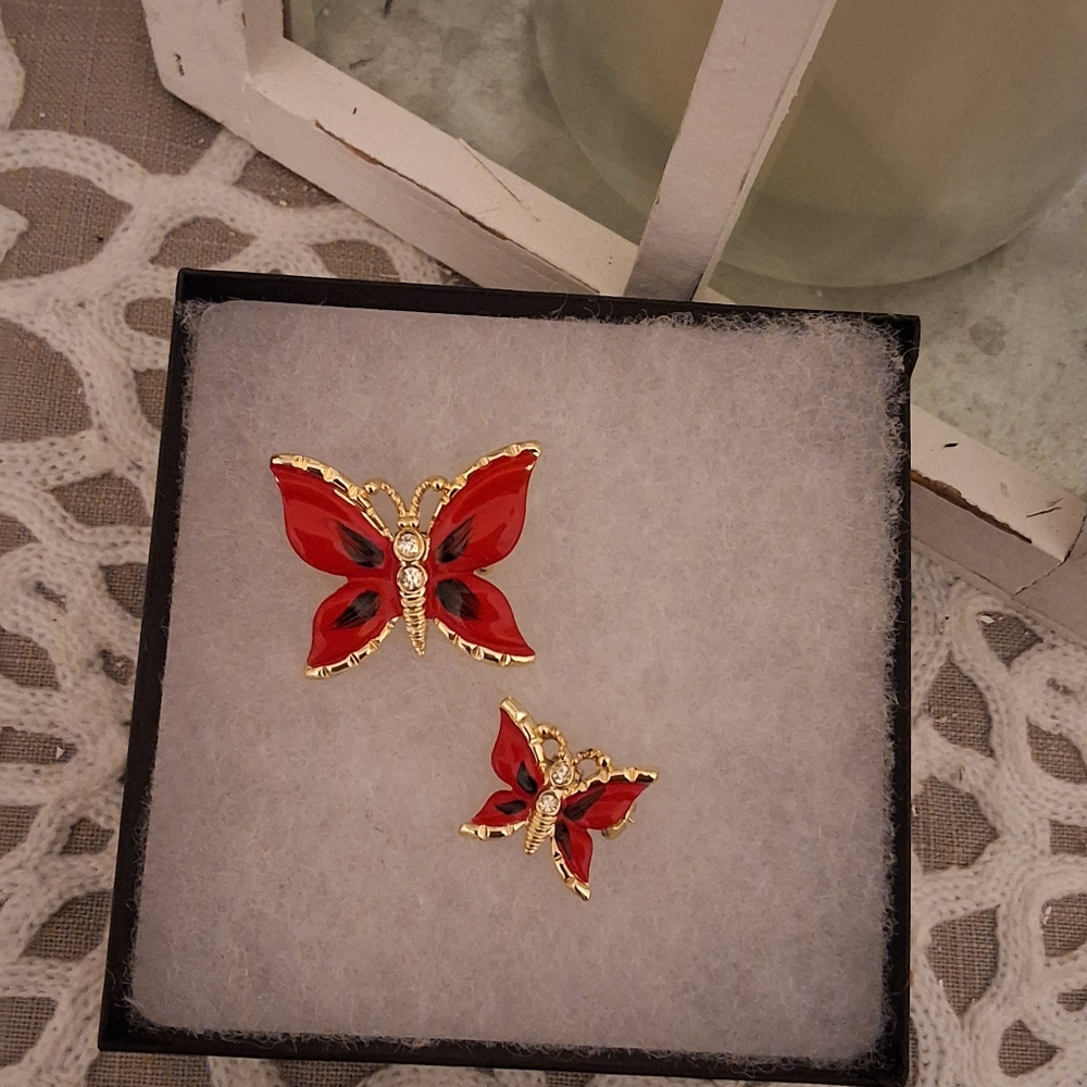 VTG Red, Gold & Black Butterfly Brooches Set
